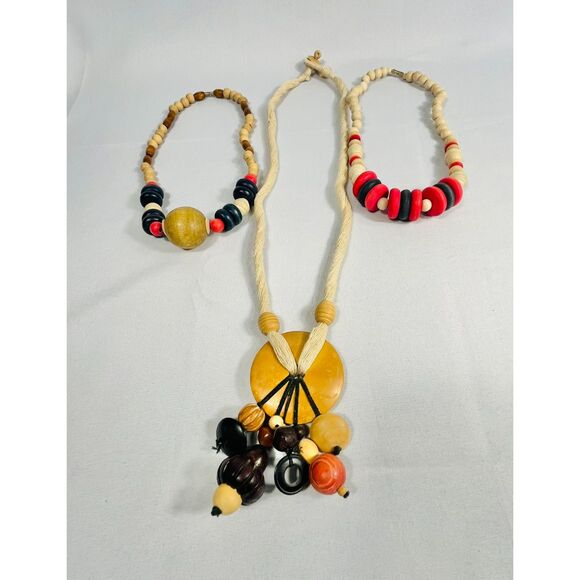 Three Wooden Necklaces Boho Deco Vintage Beaded Neutral Red - Picture 1 of 6